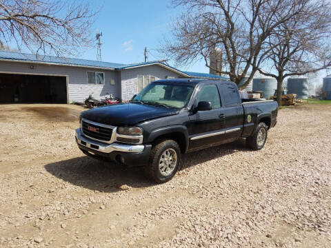 2003 GMC Sierra 1500 for sale at B&M Auto Sales and Service LLP in Marion SD