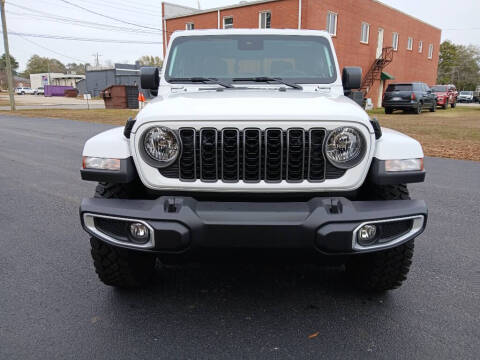 2025 Jeep Gladiator Sport