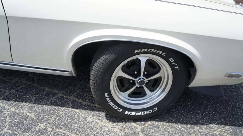 1969 Mercury Cougar XR7