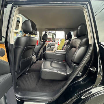 2011 Infiniti QX56