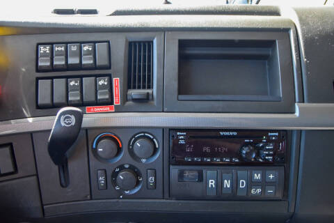 2018 Volvo VNL