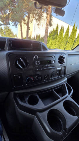 2014 Ford E-Series E-250