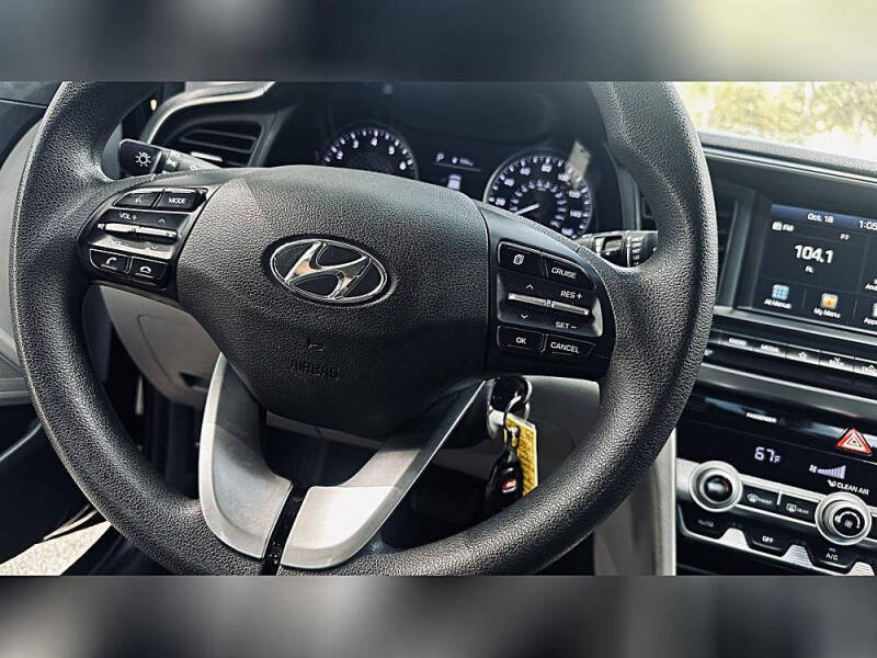 2020 Hyundai Elantra