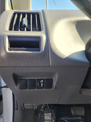 2014 Toyota Prius v Two