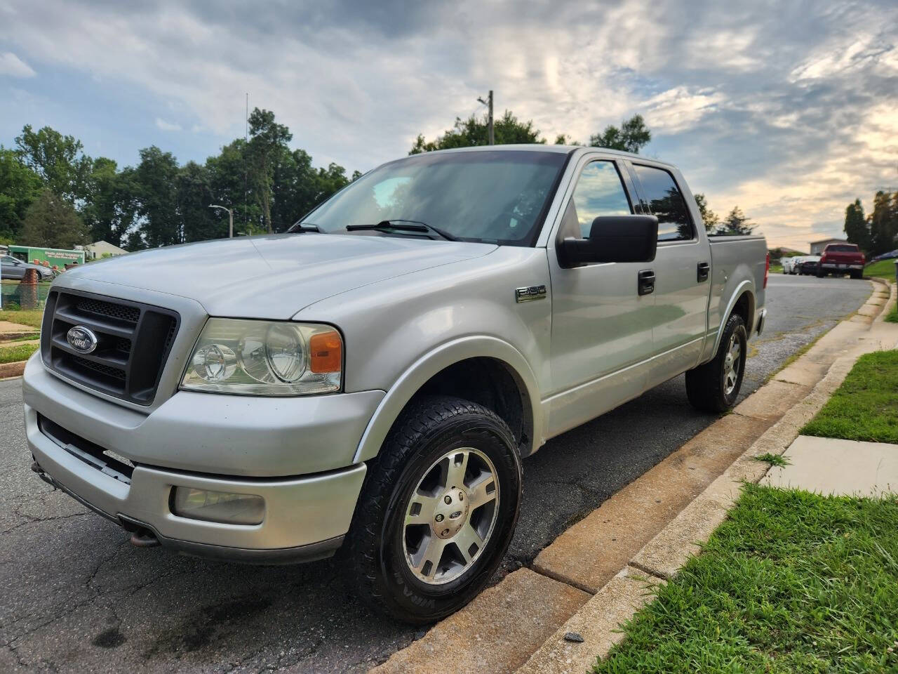 2004 Ford F-150 for sale at Uptown Diplomat Motor Cars in BALTIMORE, MD