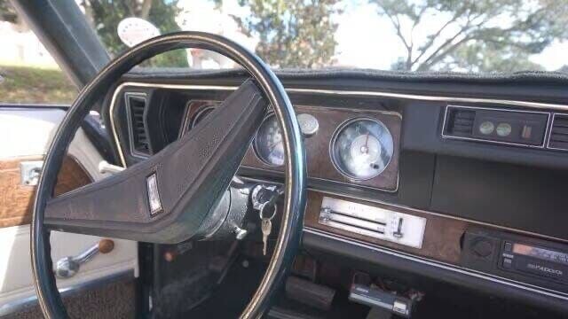 1970 Oldsmobile Cutlass Supreme 7