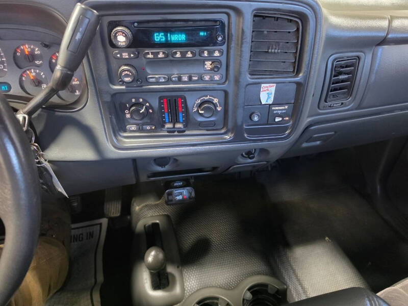 2004 GMC Sierra 2500HD Work Truck