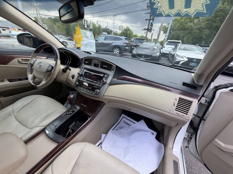 2011 Toyota Avalon Limited
