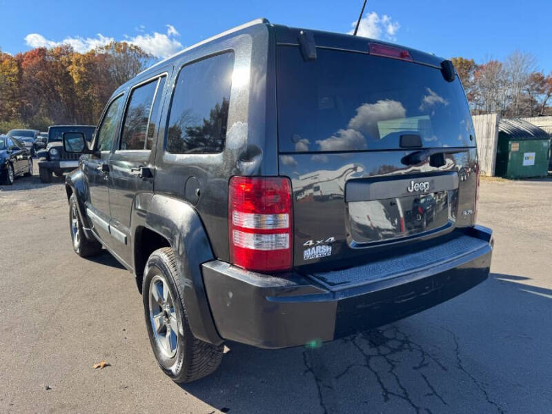 2008 Jeep Liberty Sport
