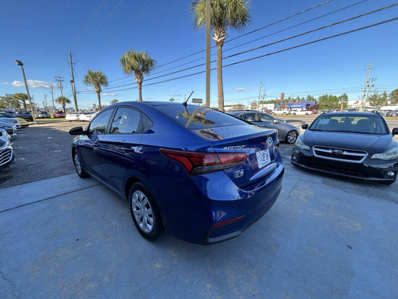2019 Hyundai Accent SE