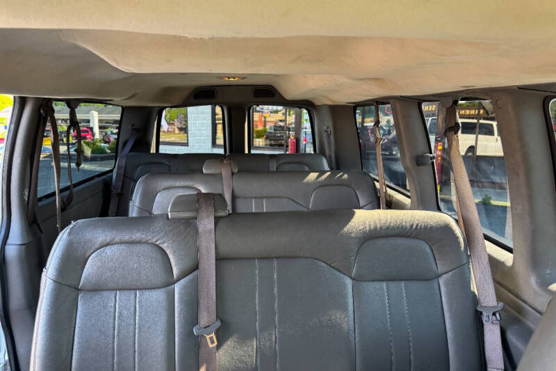 2018 Chevrolet Express LS 2500