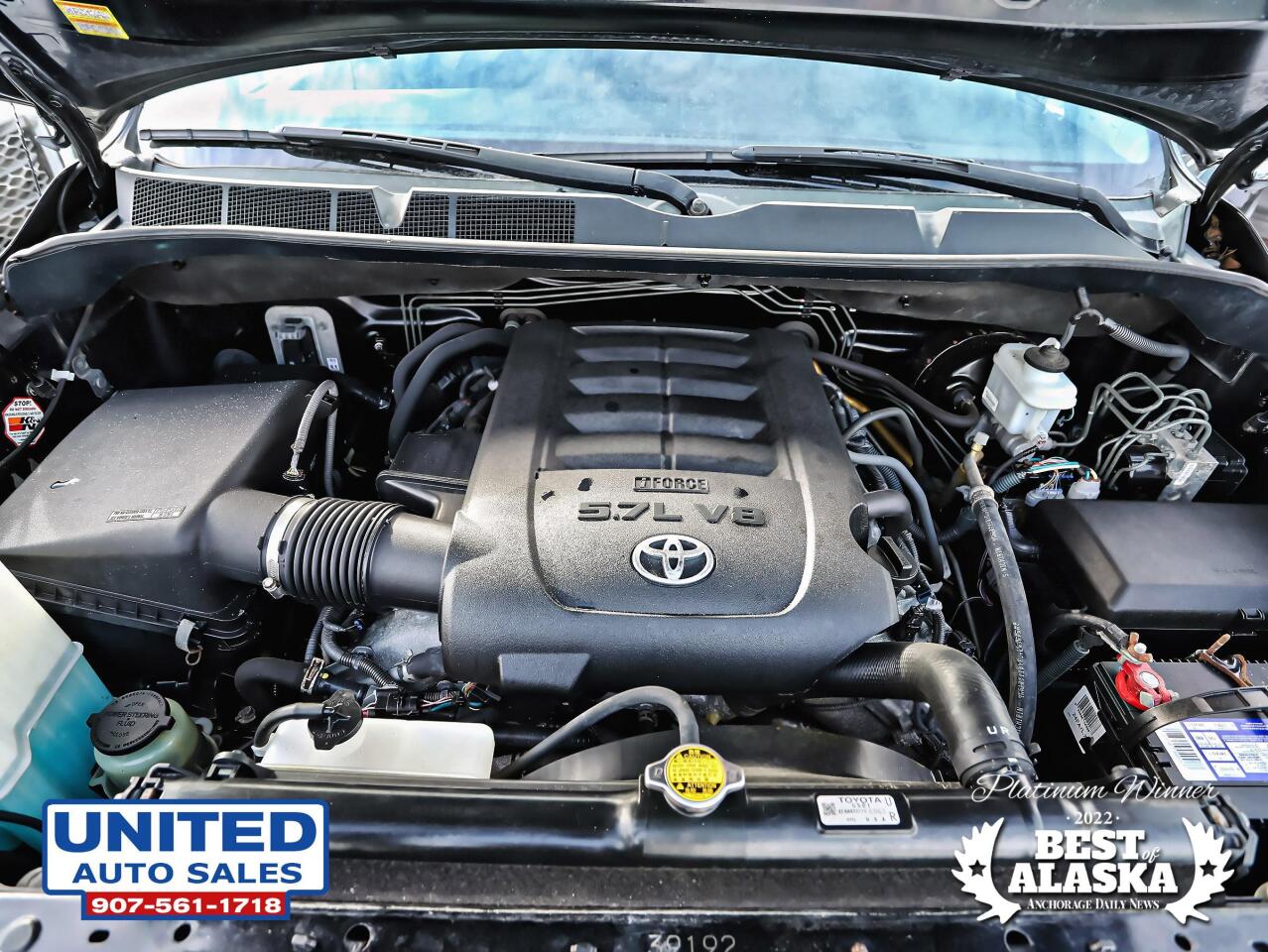 2013 Toyota Tundra Platinum 4x4 4dr CrewMax Cab Pickup SB (5.7L V8) 98