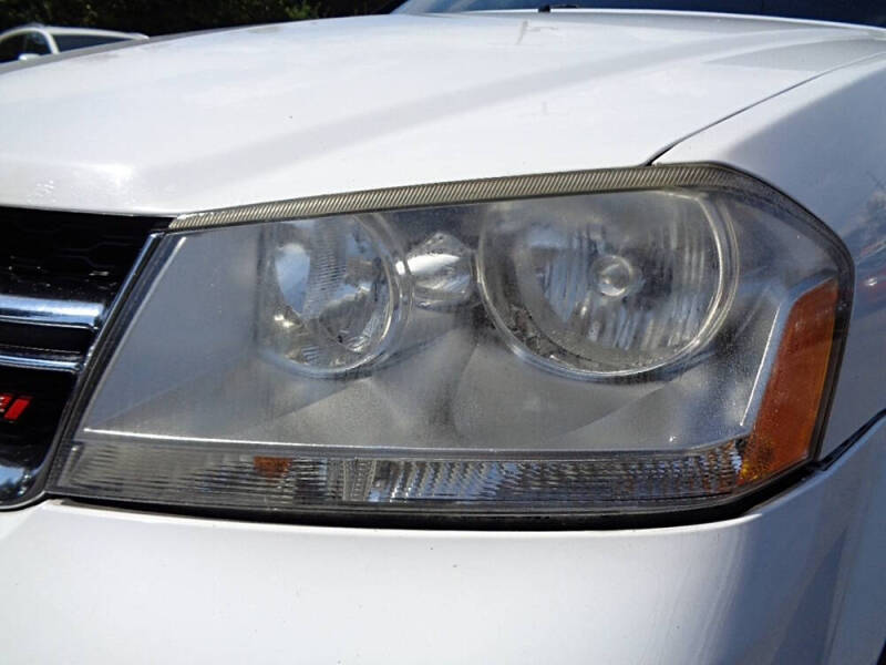 2013 Dodge Avenger SE