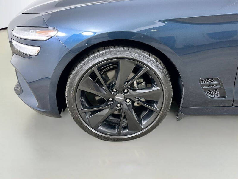 2023 Genesis G70