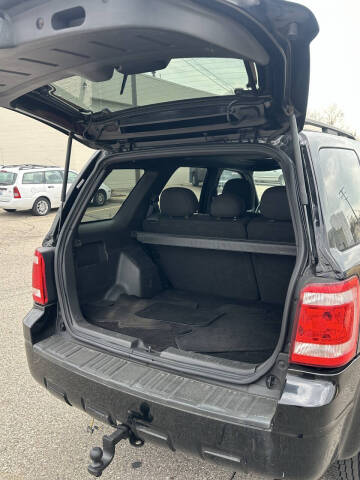 2009 Ford Escape XLT