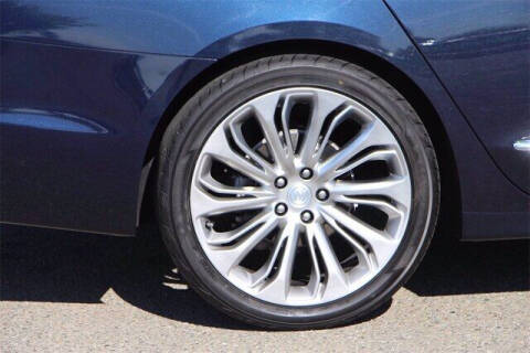 2017 Buick LaCrosse Essence