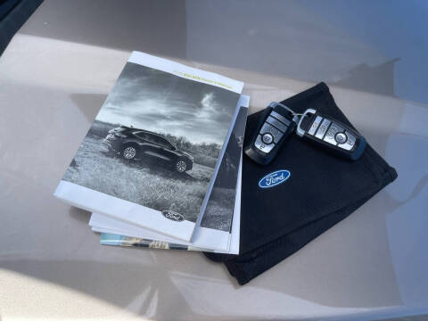 2020 Ford Escape Titanium