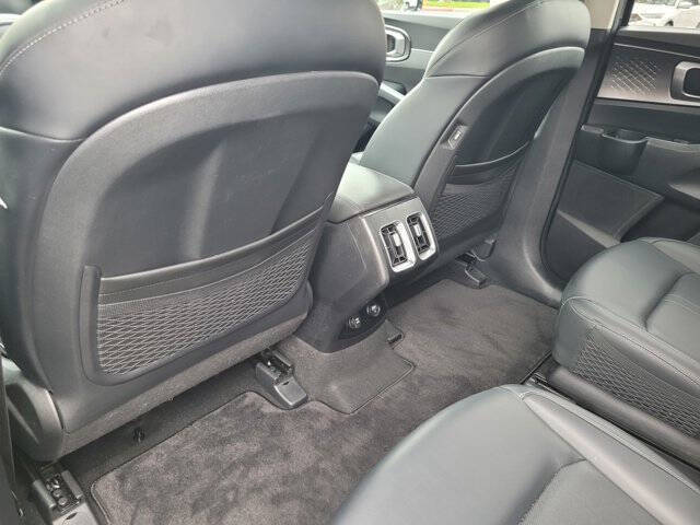 2023 Kia Sorento Hybrid EX