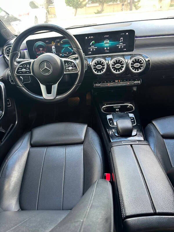 2020 Mercedes-Benz A-Class A 220