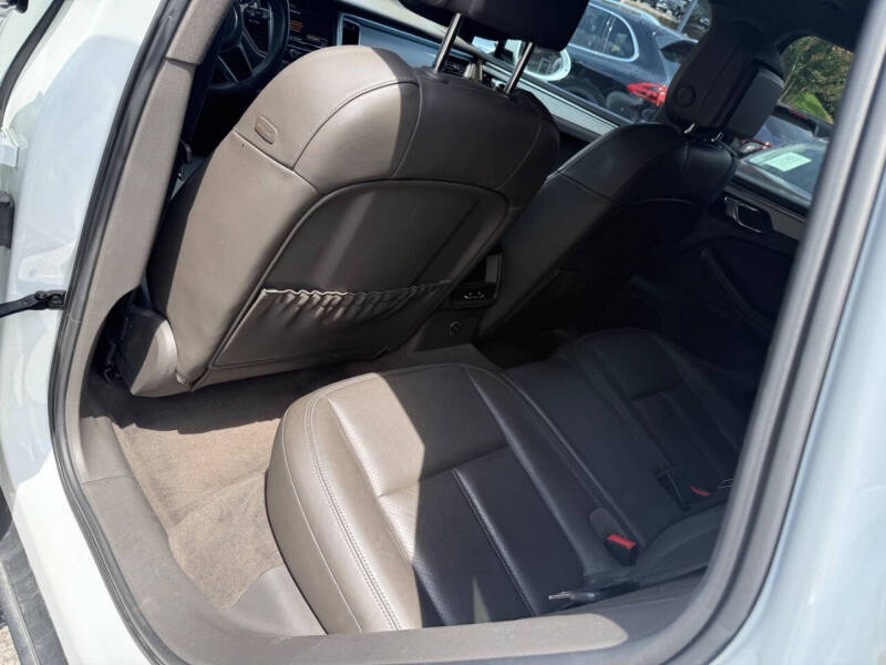 2015 Porsche Macan S