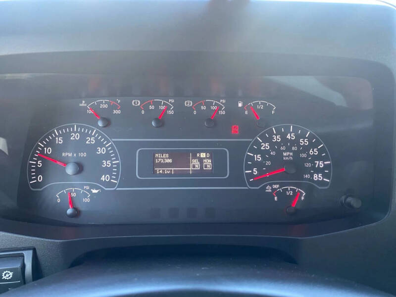 2022 International MV607