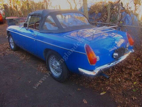 1975 MG B