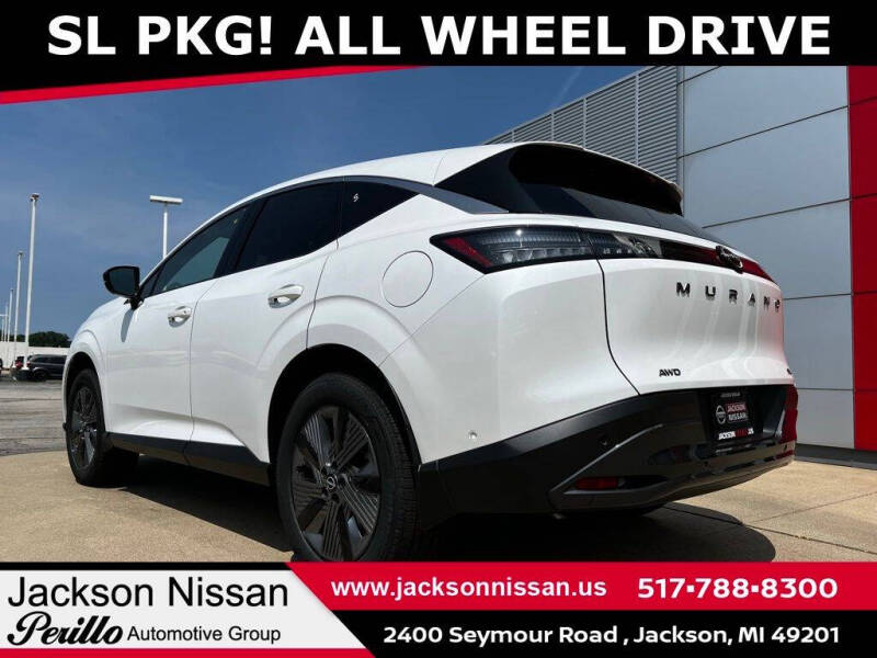 2025 Nissan Murano SL