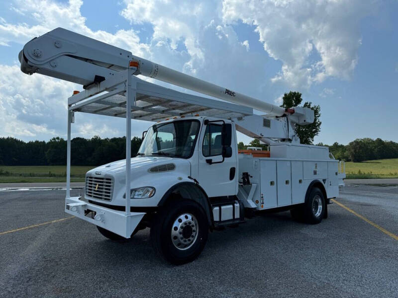2013 Freightliner M2 106
