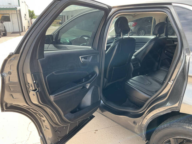 2018 Ford Edge Titanium