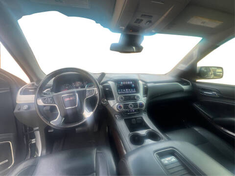 2017 GMC Yukon XL SLT