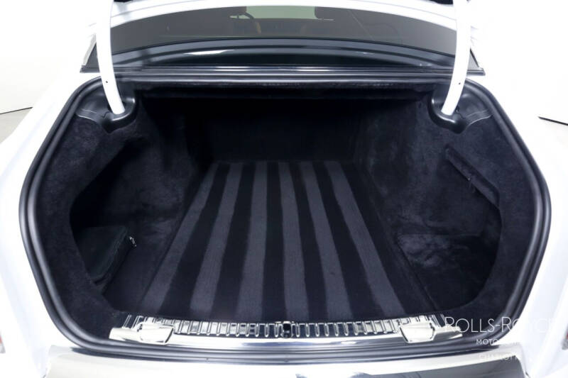 2022 Rolls-Royce Phantom EWB