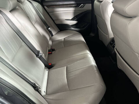 2020 Honda Accord Hybrid Touring