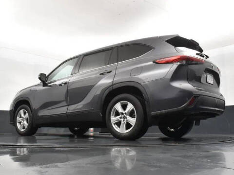 2022 Toyota Highlander L