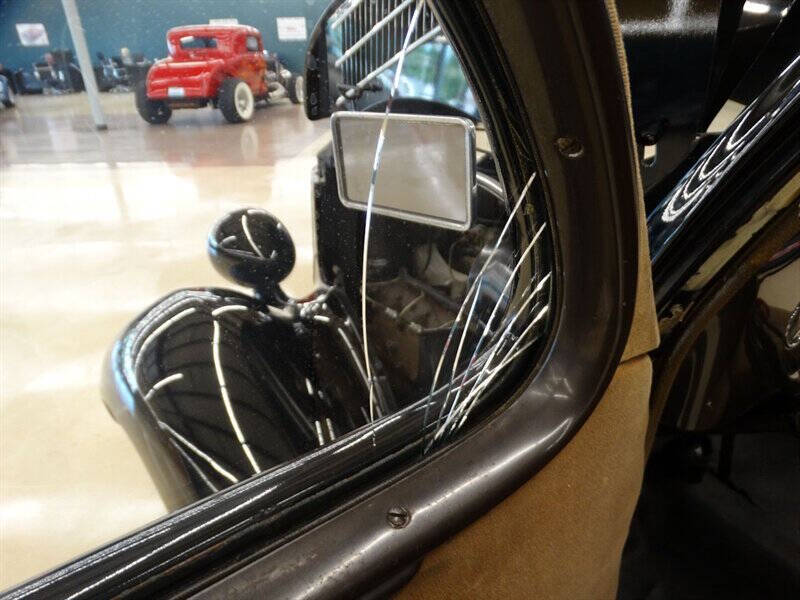 1936 Ford Tudor
