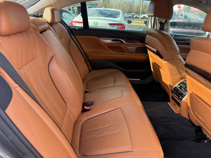 2016 BMW 7 Series 750i xDrive