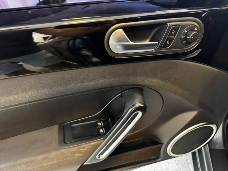 2012 Volkswagen Beetle