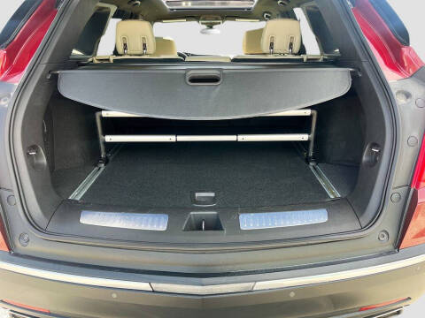 2017 Cadillac XT5 Premium Luxury
