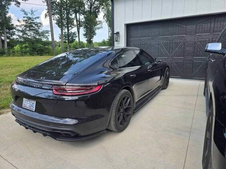 2017 Porsche Panamera