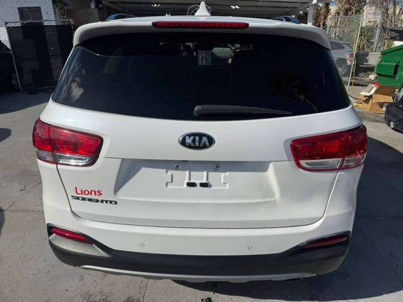 2018 Kia Sorento EX V6