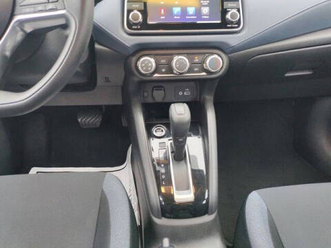 2023 Nissan Versa SV