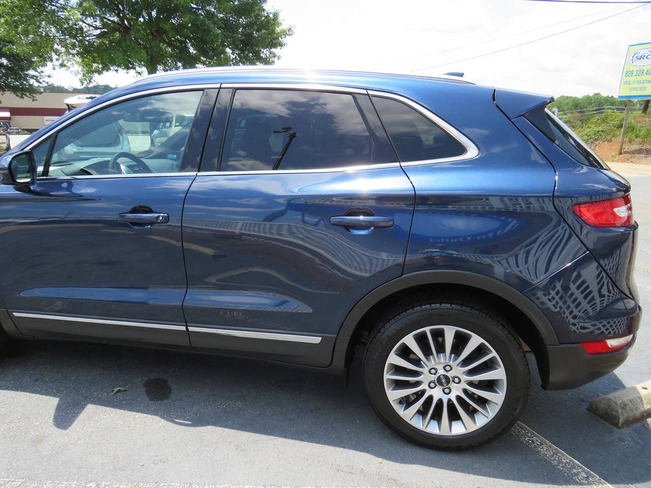 2015 Lincoln MKC for sale at Colbert's Auto Outlet in Hickory, NC