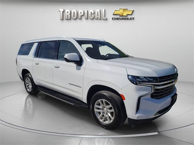 2023 Chevrolet Suburban LT