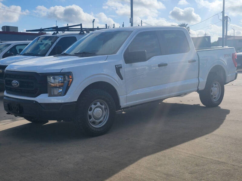 2023 Ford F-150 XL's photo