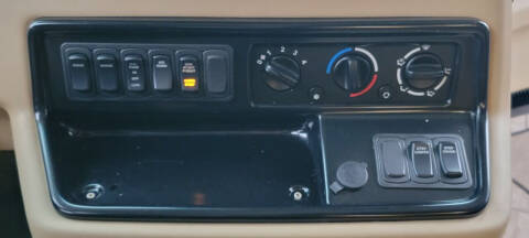 2016 Freightliner XCR Chassis