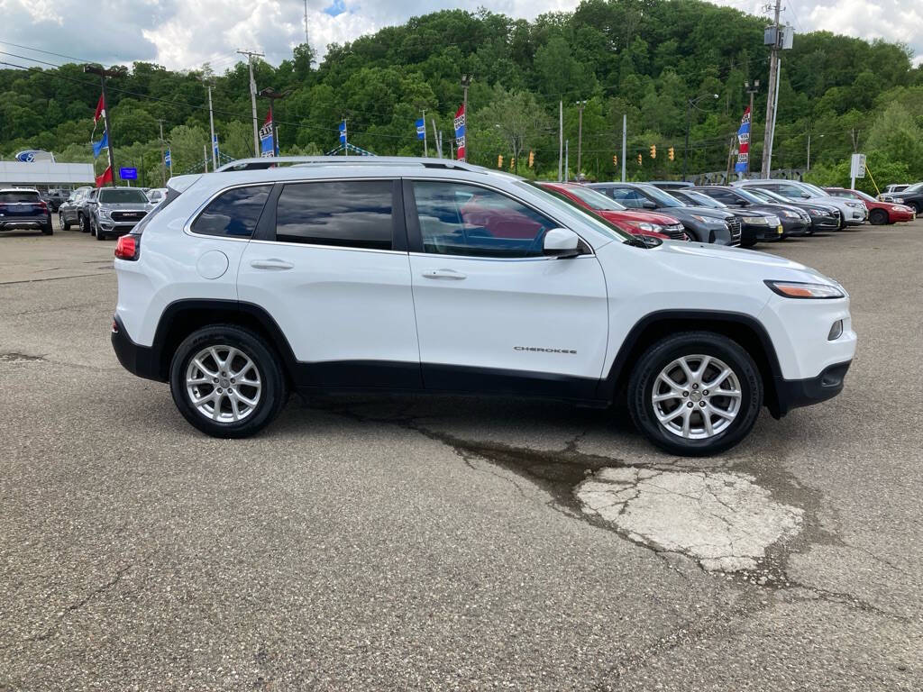 2018 Jeep Cherokee for sale at Cambridge Used Cars in Cambridge, OH