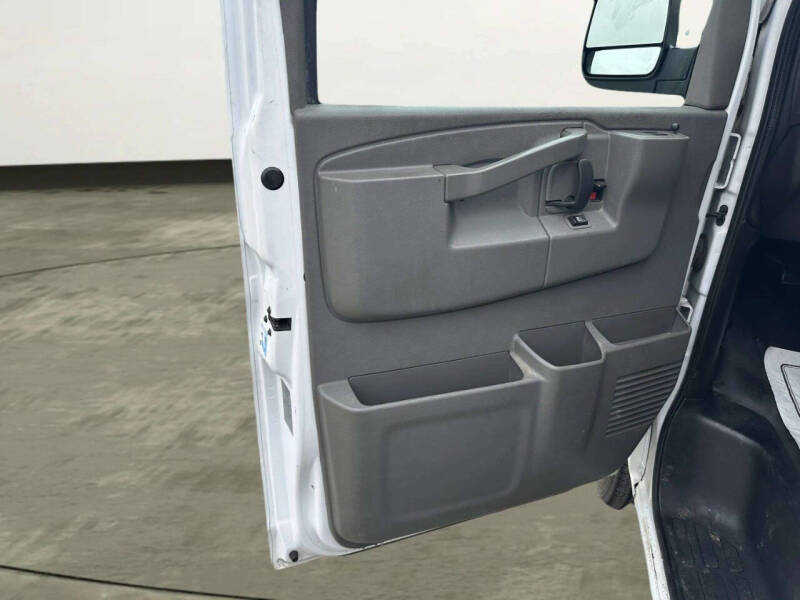 2020 Chevrolet Express 2500