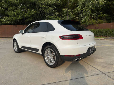 2016 Porsche Macan S