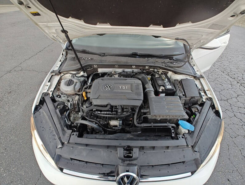 2017 Volkswagen Golf TSI S