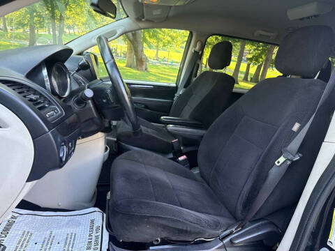 2013 Dodge Grand Caravan SE
