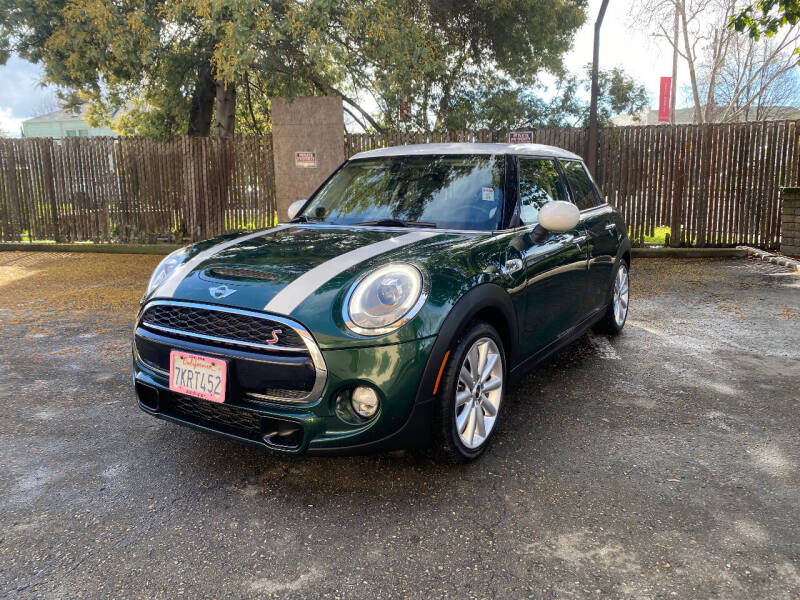 2015 MINI Hardtop 4 Door for sale at Road Runner Motors in San Leandro CA